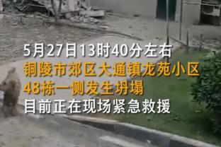 状态不俗！班凯罗半场9中6拿下14分&填满数据栏